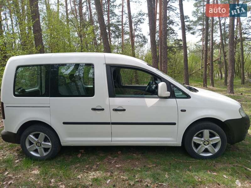 Минивэн Volkswagen Caddy 2005 в Боярке