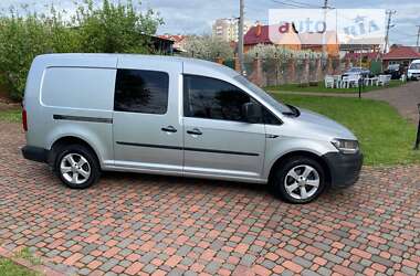 Грузовой фургон Volkswagen Caddy 2015 в Киеве