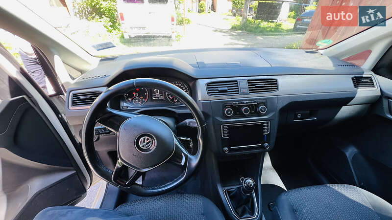 Минивэн Volkswagen Caddy 2016 в Полтаве