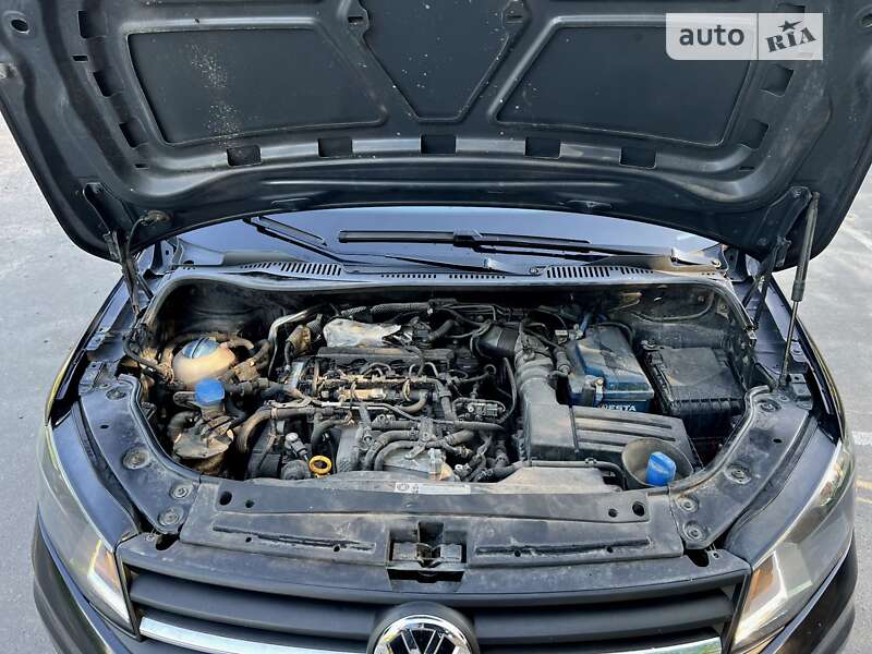 Грузовой фургон Volkswagen Caddy 2016 в Ровно