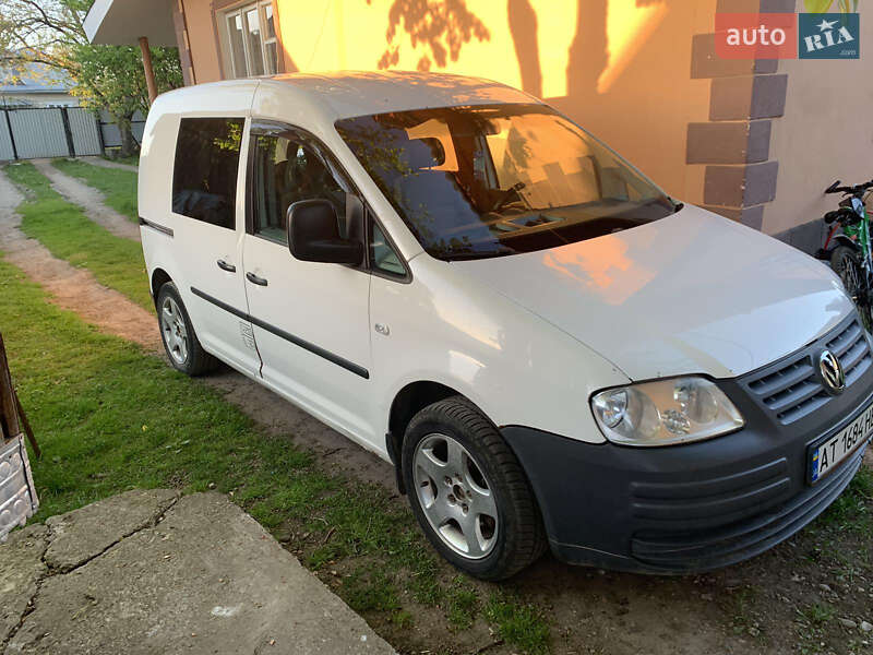Минивэн Volkswagen Caddy 2007 в Косове