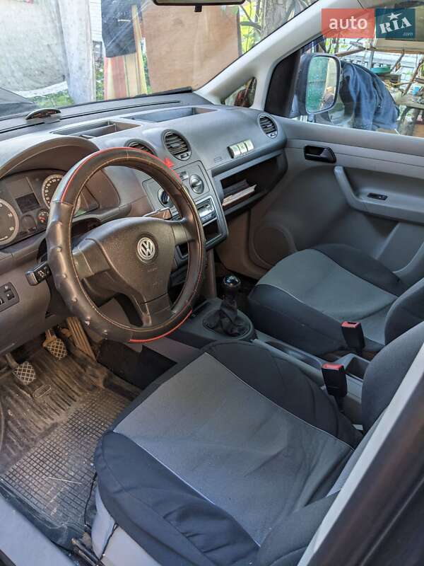 Минивэн Volkswagen Caddy 2008 в Новомосковске