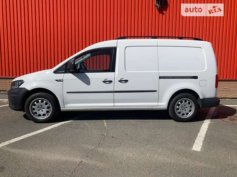 Грузовой фургон Volkswagen Caddy 2016 в Одессе
