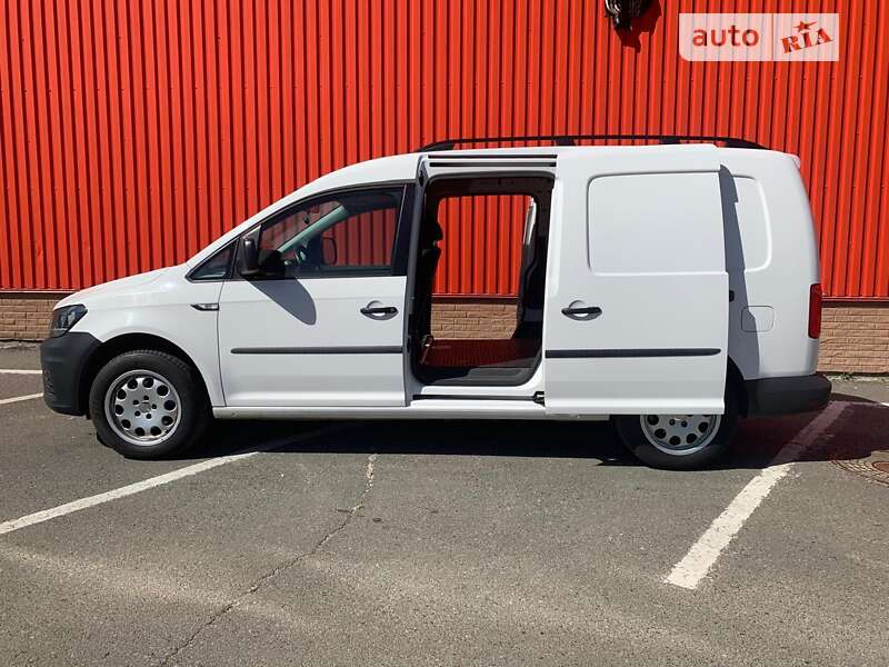 Грузовой фургон Volkswagen Caddy 2016 в Одессе
