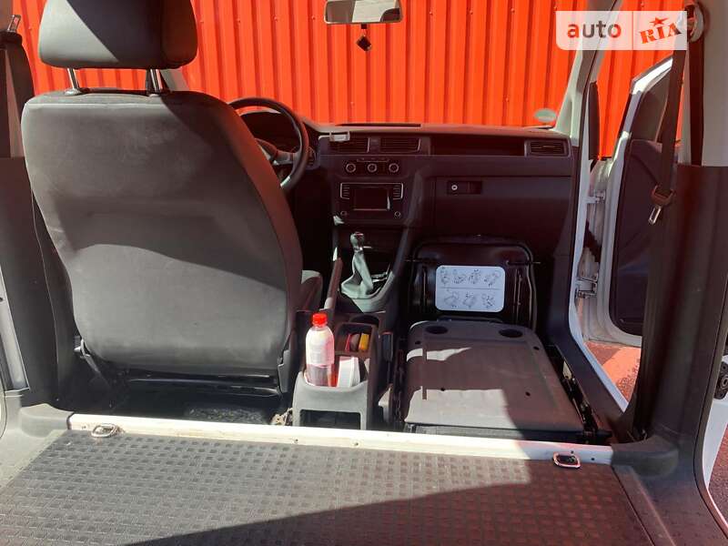 Грузовой фургон Volkswagen Caddy 2016 в Одессе