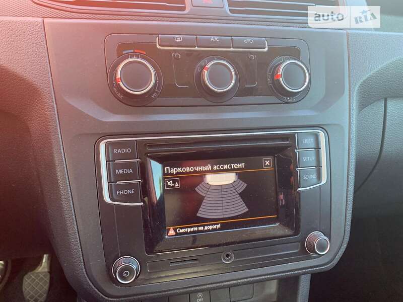 Грузовой фургон Volkswagen Caddy 2016 в Одессе