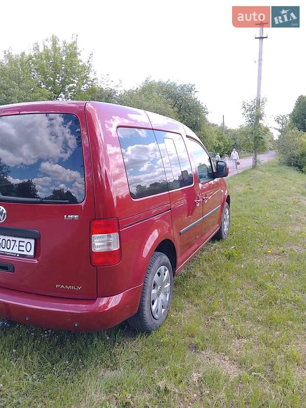Мінівен Volkswagen Caddy 2007 в Нововолинську