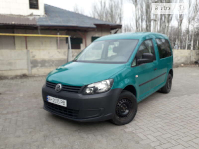 Минивэн Volkswagen Caddy 2014 в Александрие