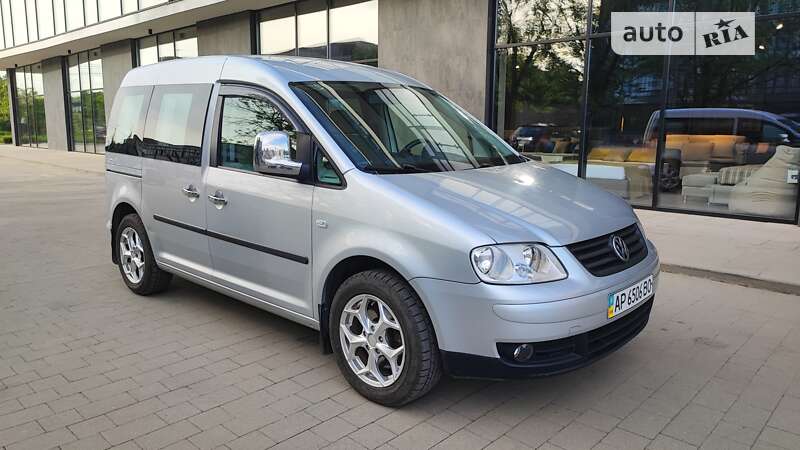 Мінівен Volkswagen Caddy 2009 в Ужгороді