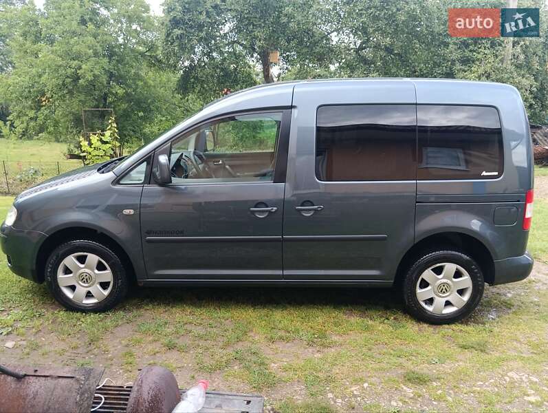 Минивэн Volkswagen Caddy 2009 в Бориславе