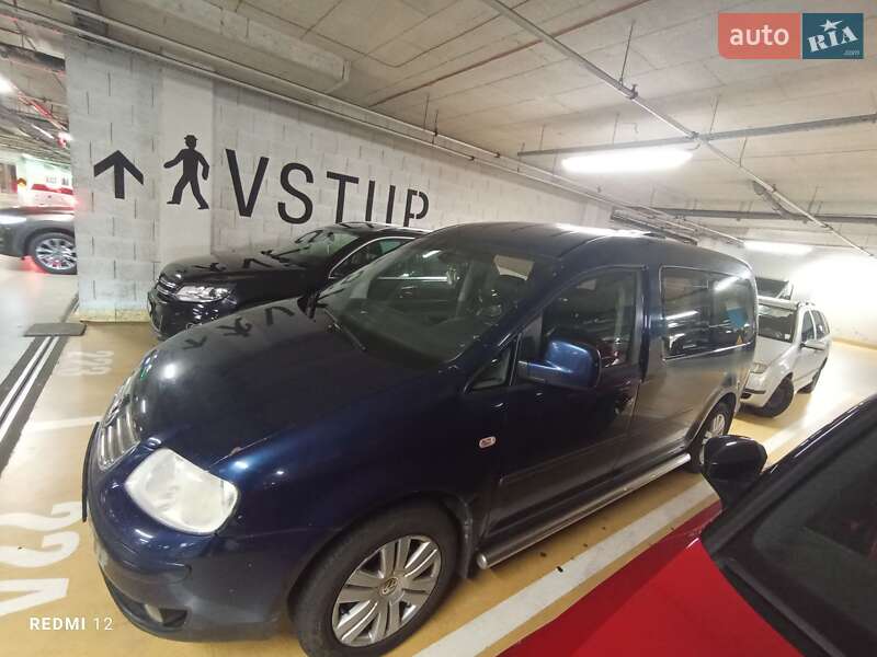 Минивэн Volkswagen Caddy 2009 в Виноградове