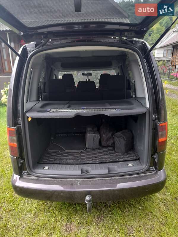 Мінівен Volkswagen Caddy 2012 в Ужгороді