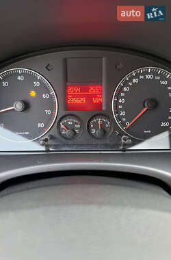 Минивэн Volkswagen Caddy 2009 в 