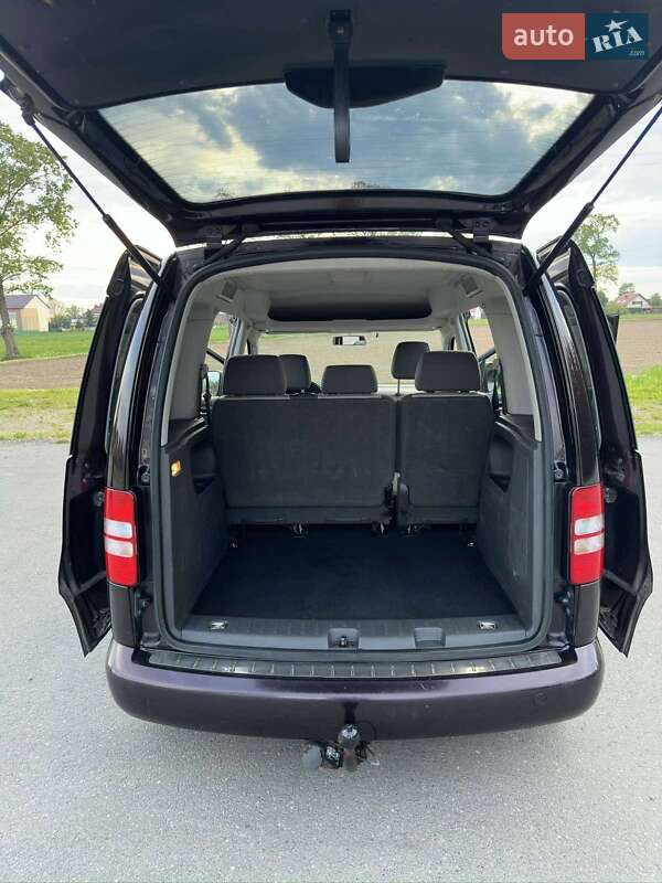 Мінівен Volkswagen Caddy 2011 в Києві