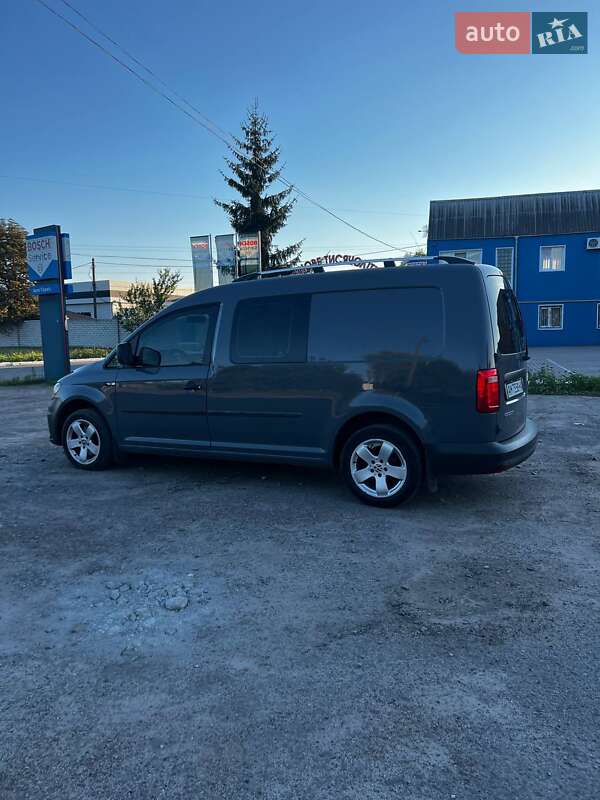 Минивэн Volkswagen Caddy 2016 в Бердичеве