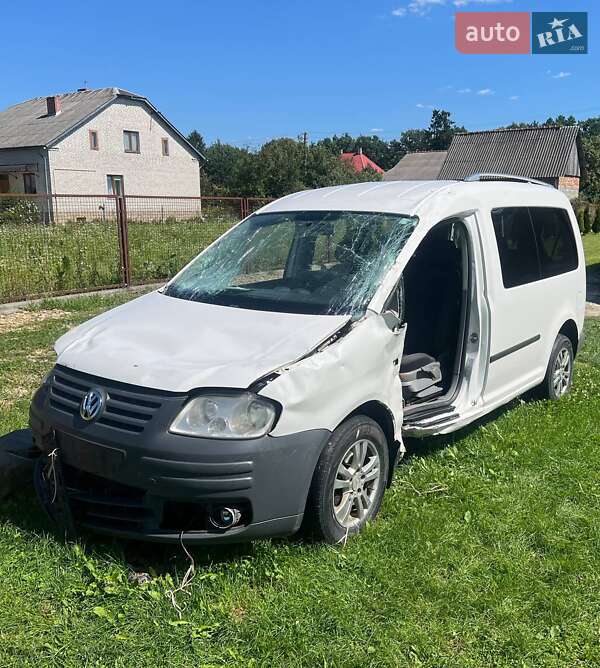 Минивэн Volkswagen Caddy 2009 в  фото Минивэн Volkswagen Caddy 2009 в