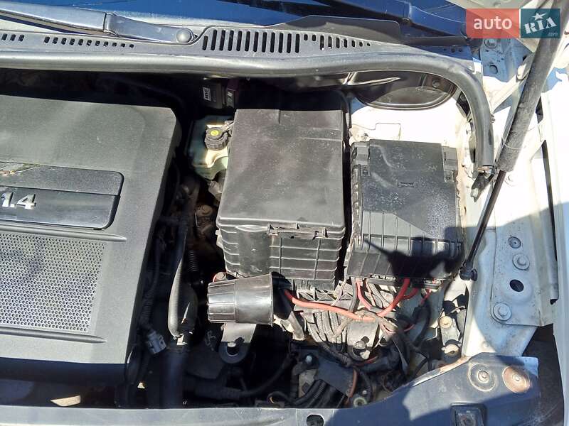 Мінівен Volkswagen Caddy 2005 в Полтаві