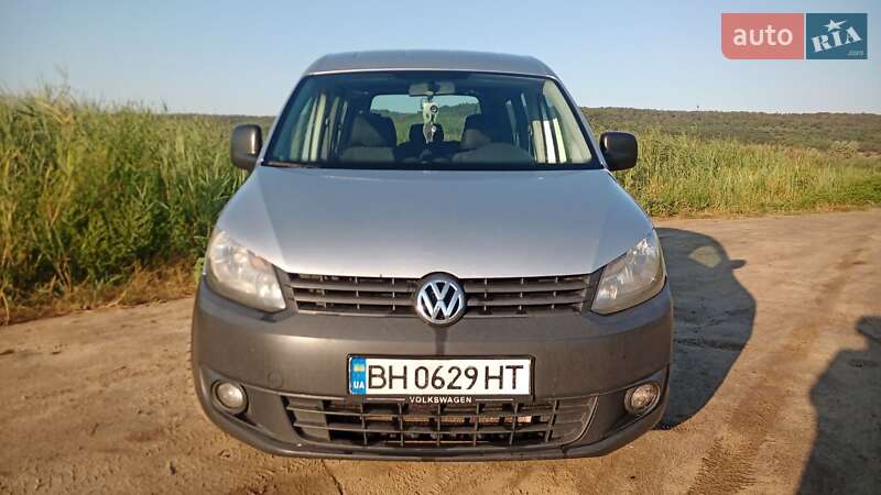 Минивэн Volkswagen Caddy 2010 в Ширяево