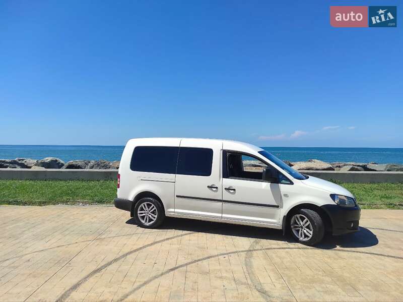Минивэн Volkswagen Caddy 2013 в Киеве фото 19 Минивэн Volkswagen Caddy 2013 в Киеве