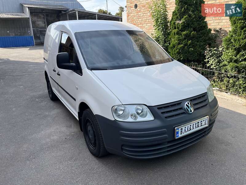 Грузовой фургон Volkswagen Caddy 2004 в Умани