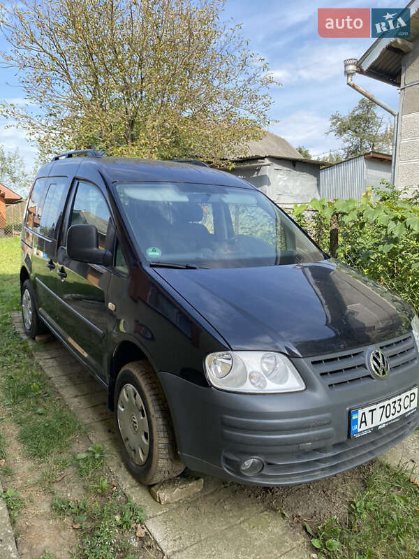 Минивэн Volkswagen Caddy 2008 в Отынии