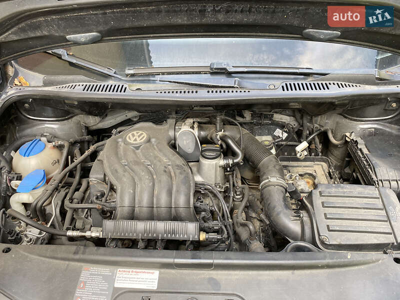 Минивэн Volkswagen Caddy 2008 в Отынии