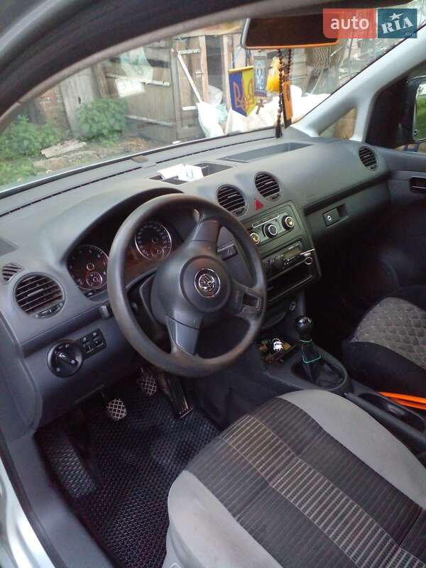 Минивэн Volkswagen Caddy 2012 в Тернополе фото 11 Минивэн Volkswagen Caddy 2012 в Тернополе