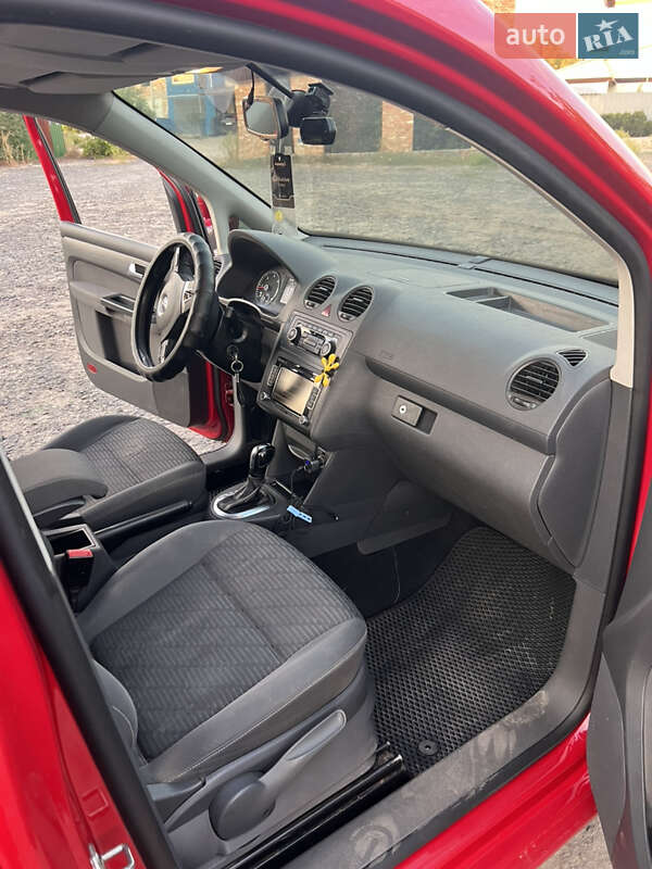 Минивэн Volkswagen Caddy 2011 в Харькове