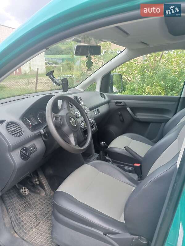 Мінівен Volkswagen Caddy 2010 в Турці