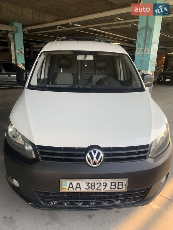 Грузовой фургон Volkswagen Caddy 2010 в Киеве фото 11 Грузовой фургон Volkswagen Caddy 2010 в Киеве