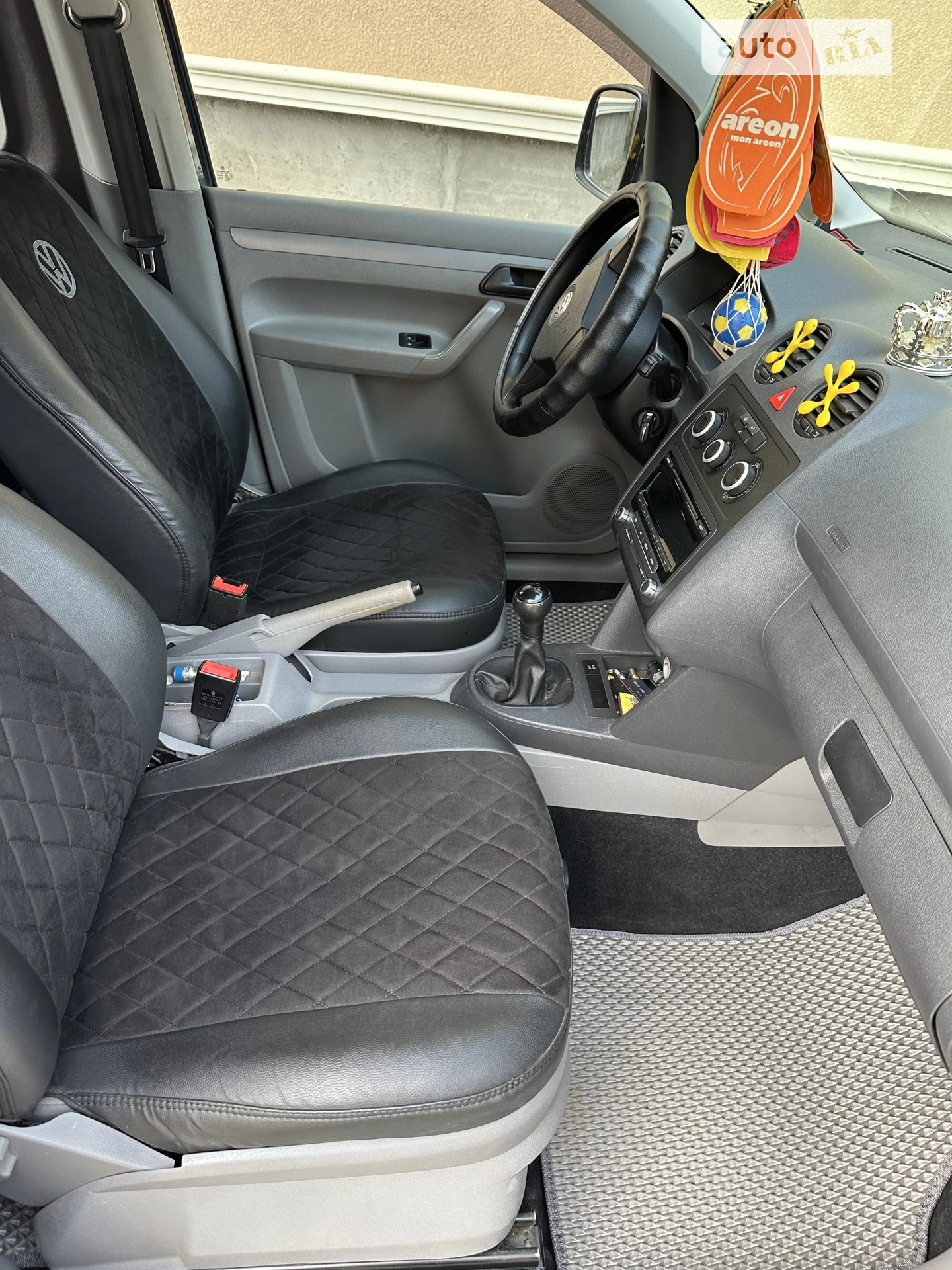 2010 Volkswagen Caddy - мініатюра 24