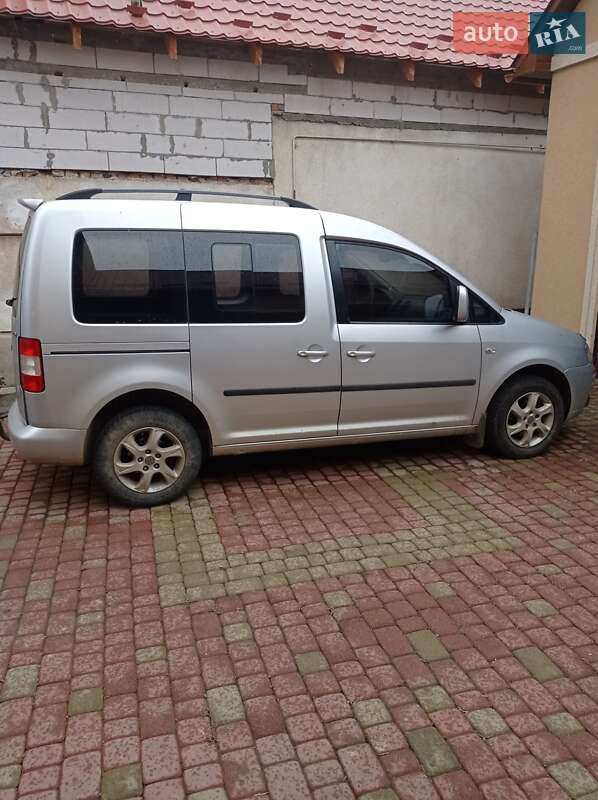 Минивэн Volkswagen Caddy 2008 в Ужгороде