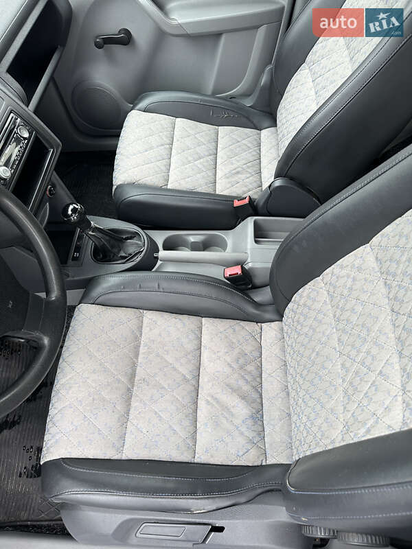 Минивэн Volkswagen Caddy 2009 в Львове