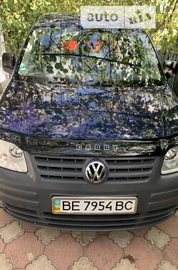 Грузовой фургон Volkswagen Caddy 2009 в Братском