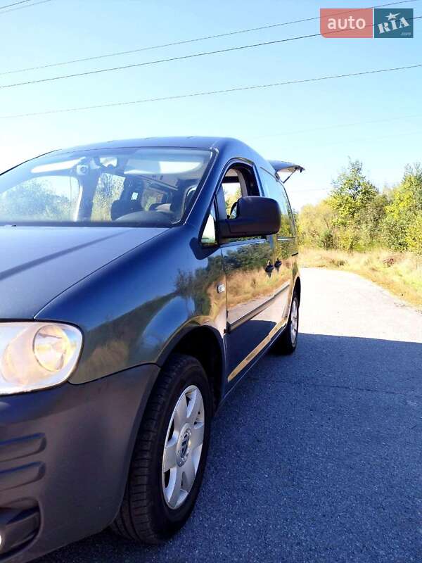 Минивэн Volkswagen Caddy 2006 в Хмельницком