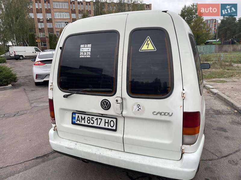 Минивэн Volkswagen Caddy 2002 в Житомире