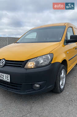 Вантажний фургон Volkswagen Caddy 2011 в Вінниці