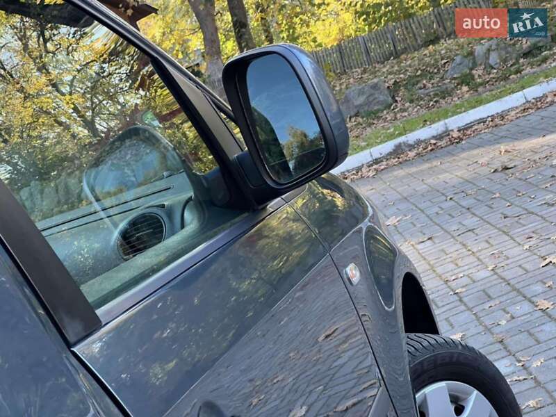 Минивэн Volkswagen Caddy 2008 в Дрогобыче