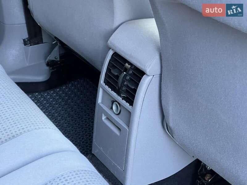 Минивэн Volkswagen Caddy 2008 в Дрогобыче