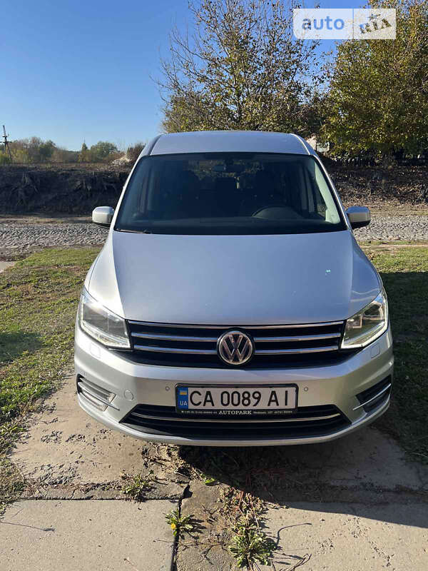 Мінівен Volkswagen Caddy 2017 в Києві