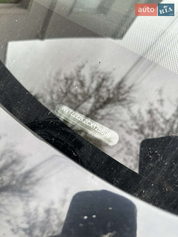 Мінівен Volkswagen Caddy 2012 в Чернівцях