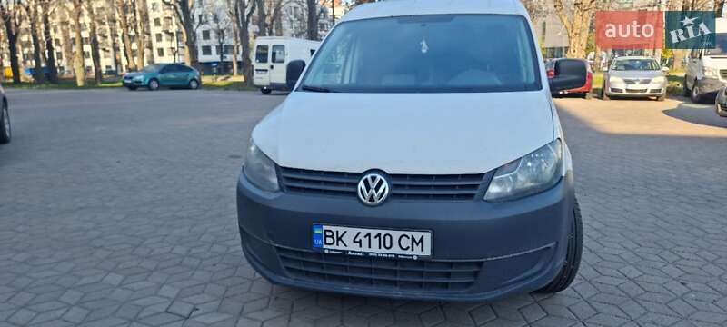 Грузовой фургон Volkswagen Caddy 2011 в Ровно