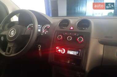 Минивэн Volkswagen Caddy 2011 в Ракитном