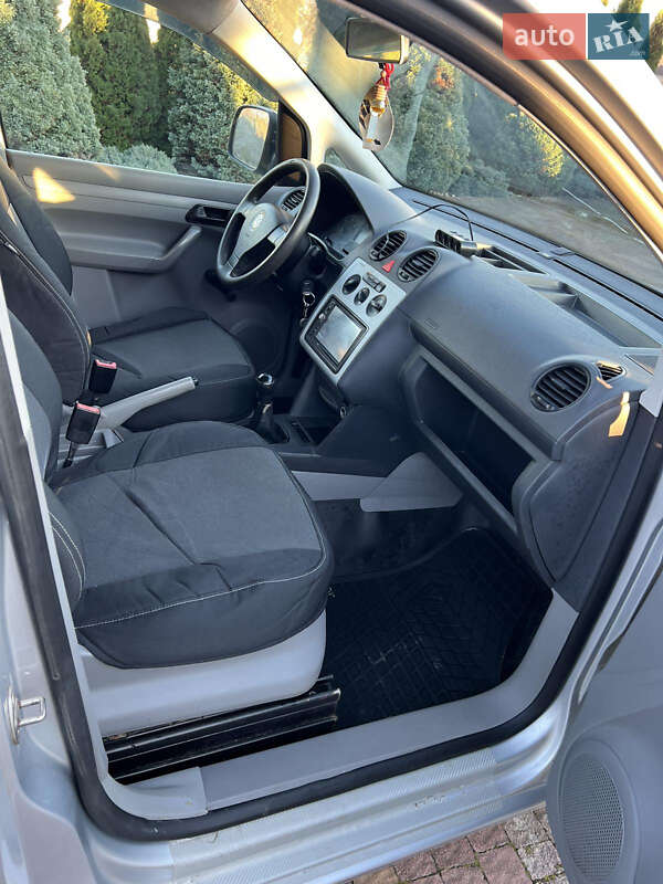 Мінівен Volkswagen Caddy 2009 в Калуші