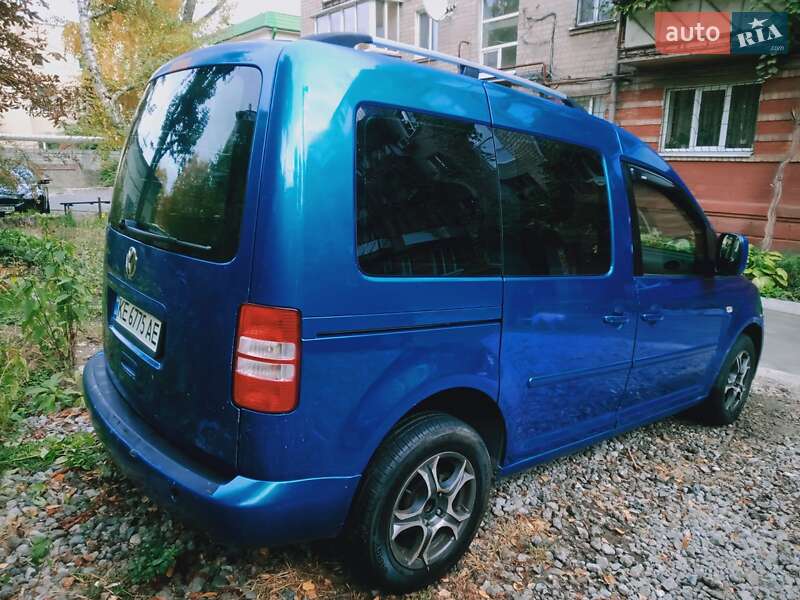 Минивэн Volkswagen Caddy 2011 в Днепре