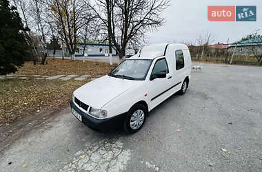 Грузовой фургон Volkswagen Caddy 2002 в Броварах