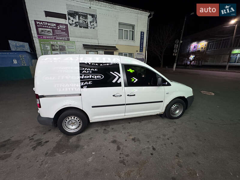 Минивэн Volkswagen Caddy 2006 в Решетиловке