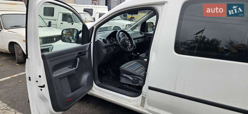 Минивэн Volkswagen Caddy 2013 в Киеве фото 12 Минивэн Volkswagen Caddy 2013 в Киеве