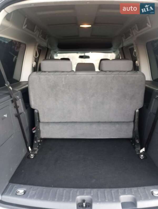 Минивэн Volkswagen Caddy 2014 в Черновцах