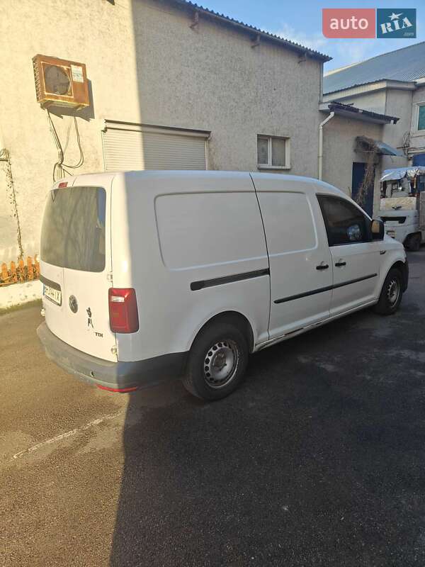 Грузовой фургон Volkswagen Caddy 2016 в Киеве